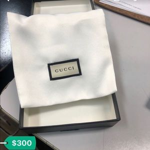 Gucci wallet (men)